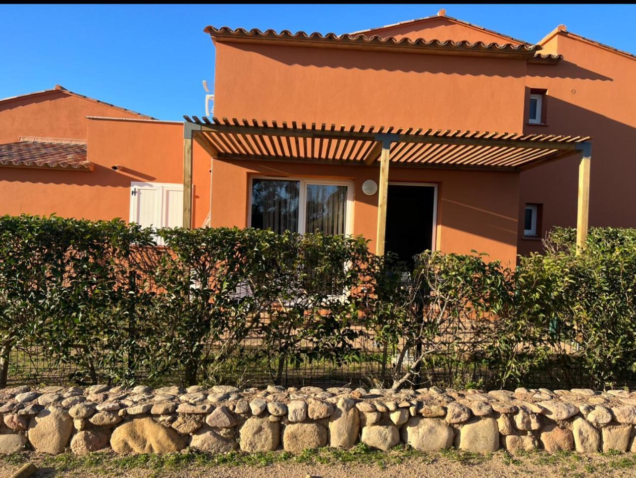 Residence Hoteliere Les Hameaux De Saint Cyprien Appartement 2 Chambres Lecci Exteriér fotografie