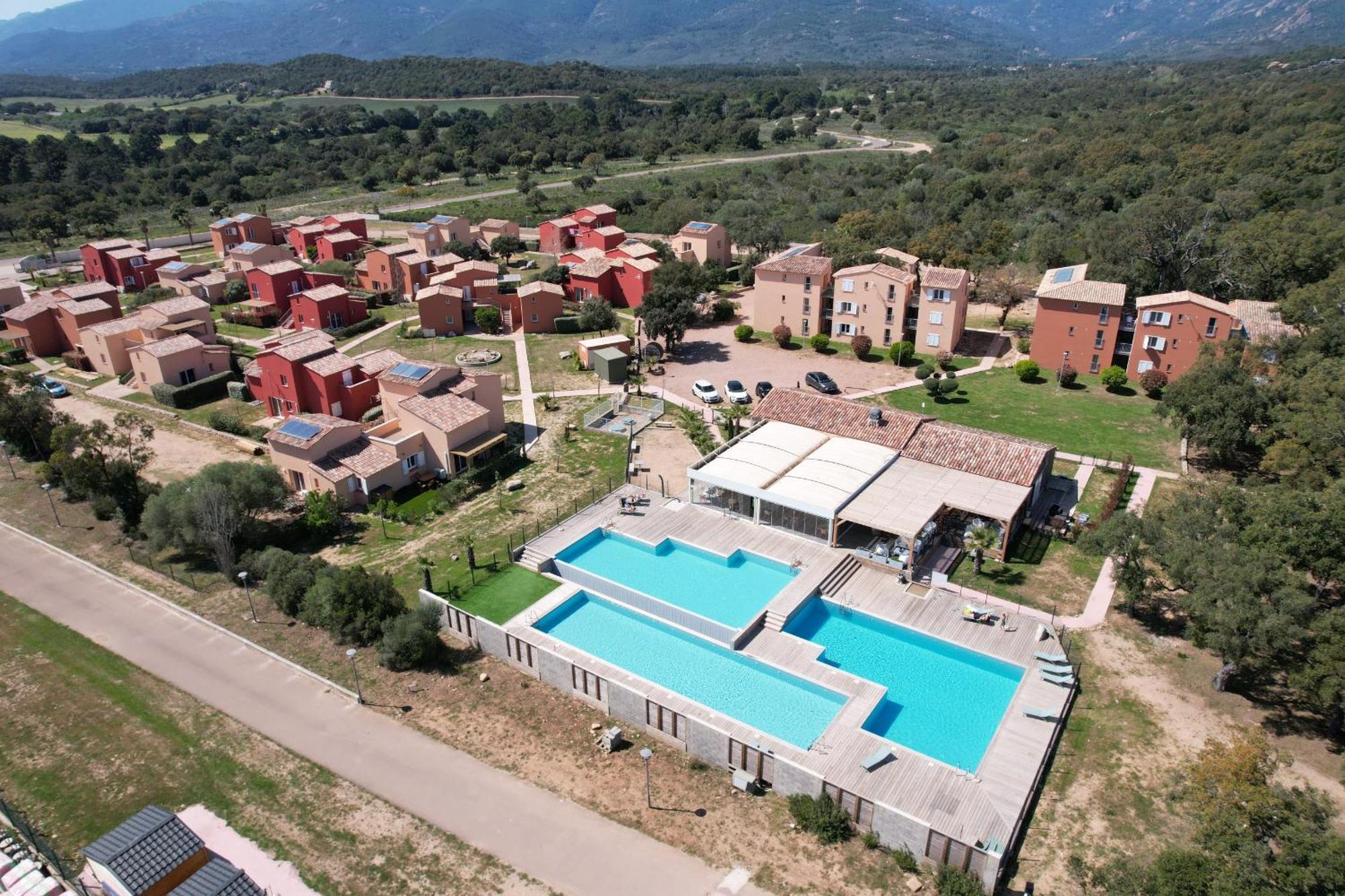 Residence Hoteliere Les Hameaux De Saint Cyprien Appartement 2 Chambres Lecci Exteriér fotografie