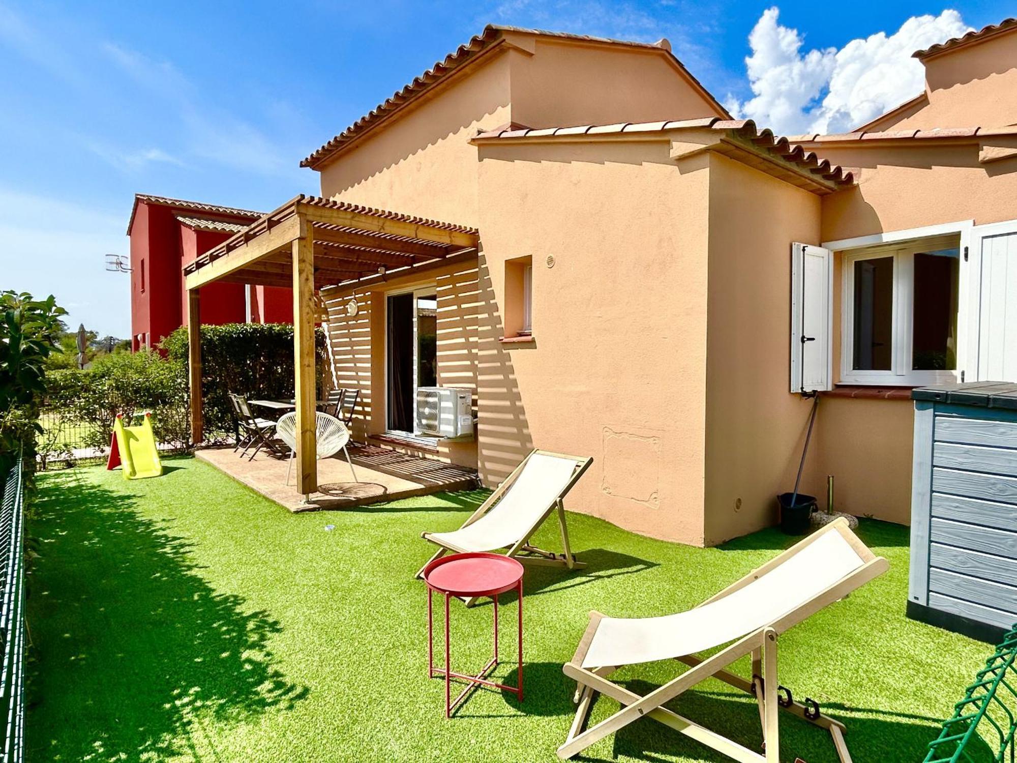 Residence Hoteliere Les Hameaux De Saint Cyprien Appartement 2 Chambres Lecci Exteriér fotografie
