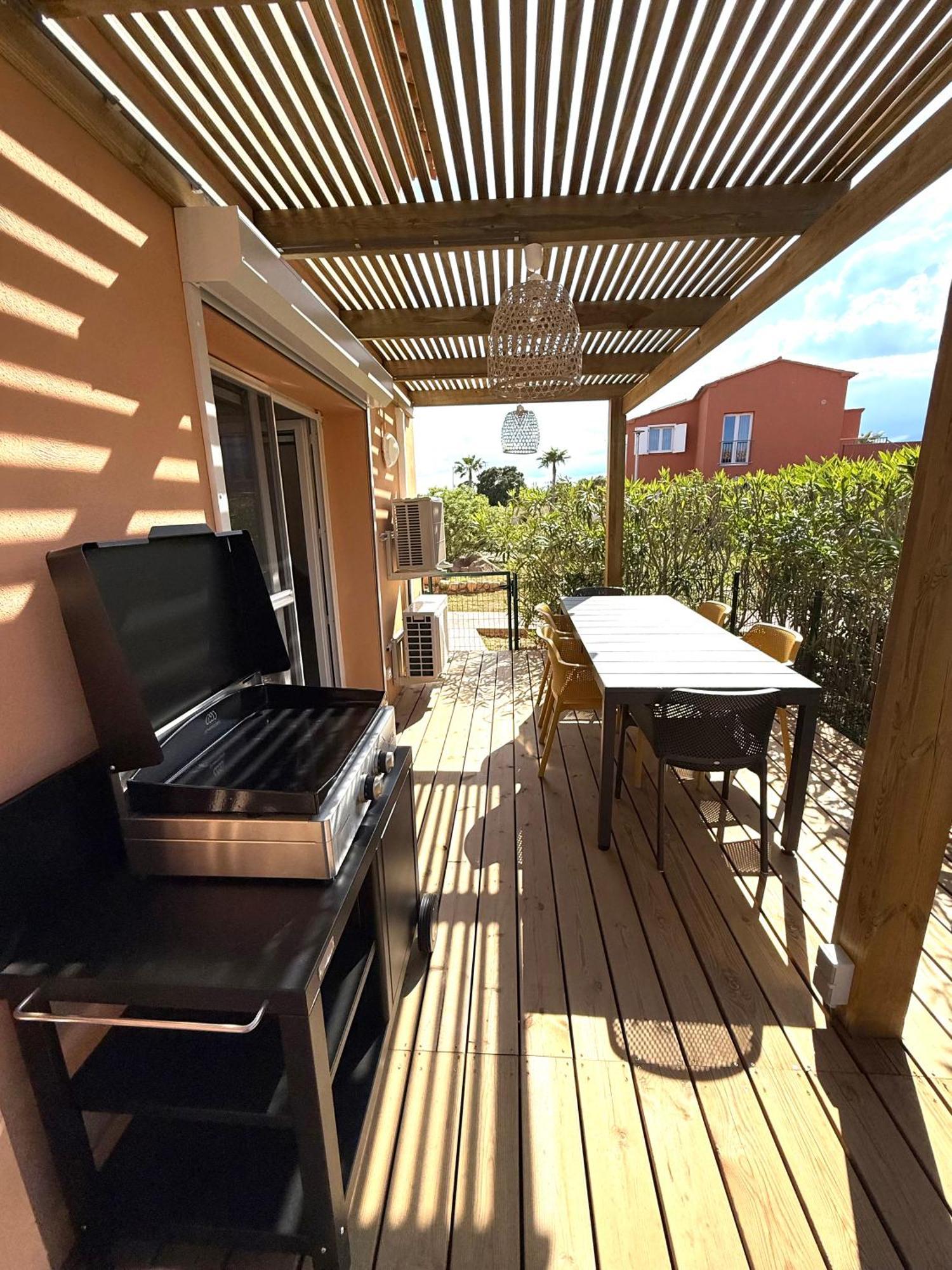 Residence Hoteliere Les Hameaux De Saint Cyprien Appartement 2 Chambres Lecci Exteriér fotografie